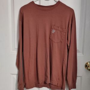 Victoria's Secret Pink long-sleeved shirt